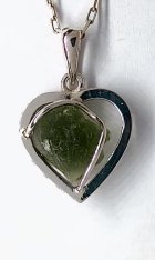 BG přívěs přírodní kámen-Vltavín 108