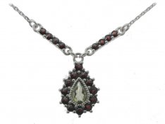 BG necklace with moldavite and garnet 054