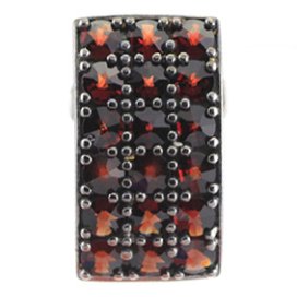Stříbrný přívěsek s českým granátem, ruthenium – 979