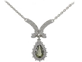 BG náhrdelník vsazeny kameny:český granát  266 Stříbro 925 - rhodium Vltavín a  kubický zirkon