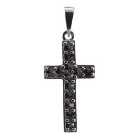 Stříbrný přívěsek křížek s českým granátem, ruthenium – 586