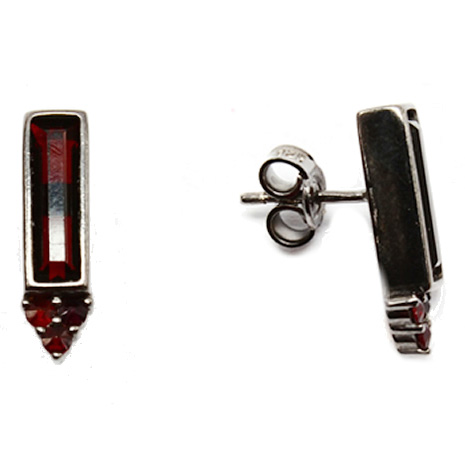 Stříbrné náušnice s českým granátem, ruthenium, puzety – 902