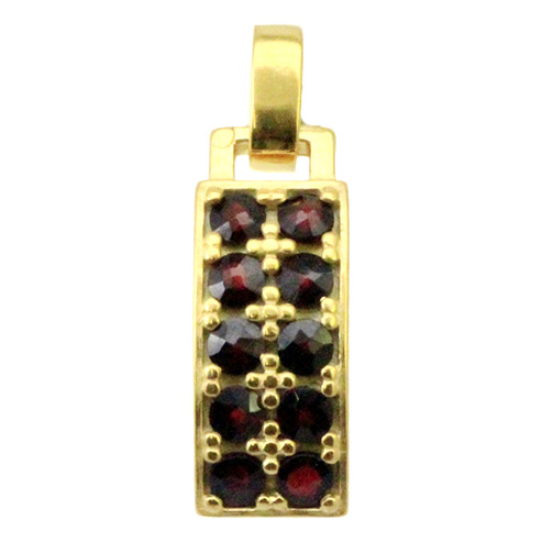 Pozlacený stříbrný přívěsek s českým granátem – 980