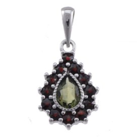 BG přívěs s přírodním granátem z Čech  106 Stříbro 925 - rhodium Vltavín a granát