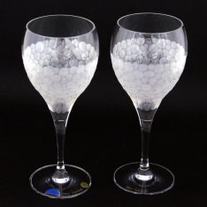 Set of two crystal hand cut wine glasses Šafránek 640