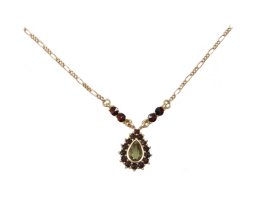 BG náhrdelník vsazeny kameny : vltavín a granát  053 Stříbro 925 - ruthenium (30-90dní) Vltavín a  kubický zirkon