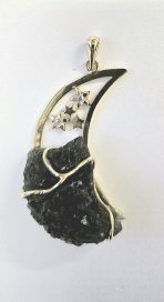 BG přívěs přírodní kámen-Vltavín 074