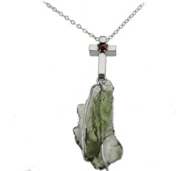 BG přívěs přírodní kámen-Vltavín 104