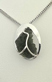 BG náhrdelník přírodní kámen-Vltavín 004