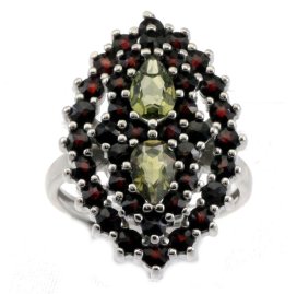 BG prsten vsazeny kameny:český granát  016 Bílé zlato - 585 Vltavín a granát