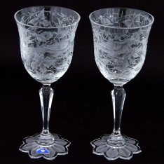 Set of two crystal hand cut wine glasses Šafránek 3693