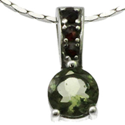 BG přívěs vsazený český granát  745 Stříbro 925 - rhodium Vltavín a granát