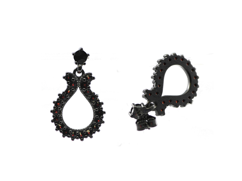 Stříbrné náušnice s přírodním granátem, ruthenium, puzety – 179