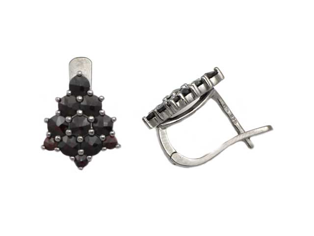 Stříbrné náušnice s přírodním granátem, ruthenium, anglické zapínání – 050
