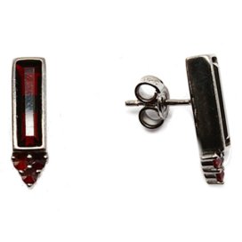 Stříbrné náušnice s českým granátem, ruthenium, puzety – 902