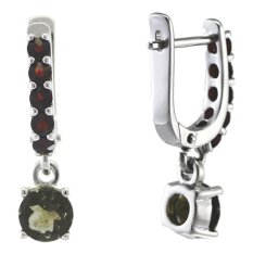 BG náušnice vsazeny kameny:přírodní granát  726 Stříbro 925 - rhodium Vltavín a granát