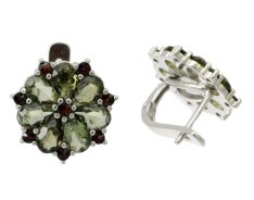 BG náušnice s přírodním granátem z Čech  424 Stříbro 925 - rhodium Vltavín a granát