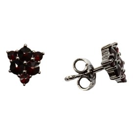 Stříbrné náušnice s přírodním granátem, ruthenium, puzety – 271