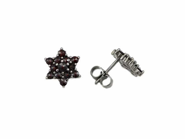 Stříbrné náušnice s přírodním granátem, ruthenium, puzety – 090