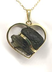 BG přívěs přírodní kámen-Vltavín 114