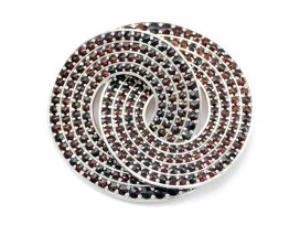 BG brož s českým granátem  141 Stříbro 925 - rhodium Granát
