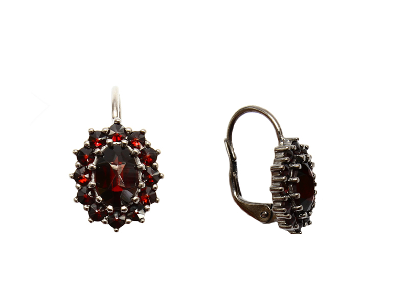 Stříbrné náušnice s přírodním granátem, ruthenium, klapka – 059