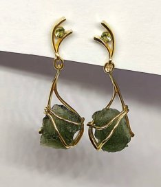 BG náušnice přírodní kámen-Vltavín 002