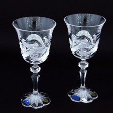 Set of two crystal hand cut wine glasses Šafránek 215