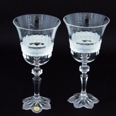 Set of two crystal hand cut wine glasses Šafránek 214