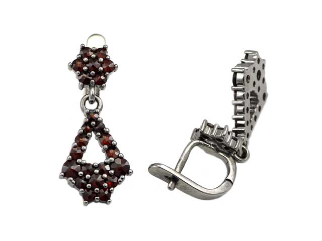 Stříbrné náušnice s přírodním granátem, ruthenium, anglické zapínání – 058 (UG0305857)
