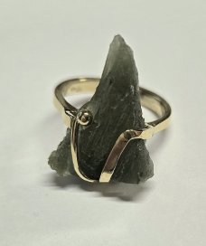 BG prsten přírodní kámen-Vltavín 008