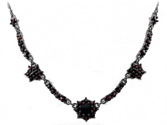 BG garnet necklace 184