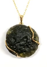 BG přívěs přírodní kámen-Vltavín 056