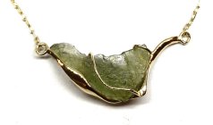 BG zlatý náhrdelník přírodní kámen-Vltavín 002