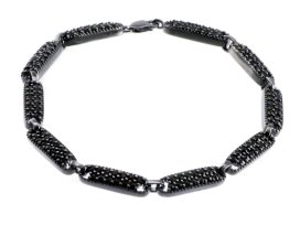 BG náramek vsazený přírodní granát 162 Stříbro 925 - ruthenium (30-90dní) Granát