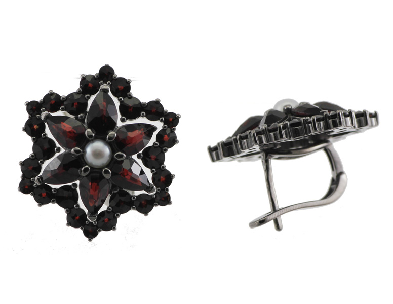 Stříbrné náušnice s českým granátem, ruthenium, anglické zapínání – 432