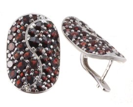 BG náušnice vsazeny kameny:český granát  419 Bílé zlato - 585 Granát